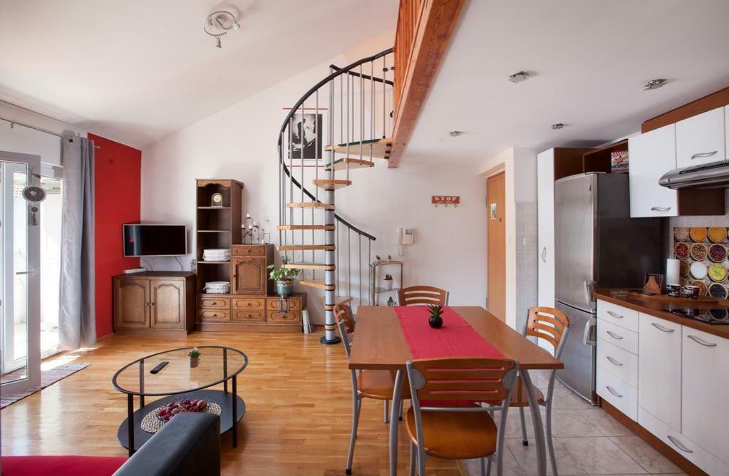 Litorian Makarska Appartement Buitenkant foto